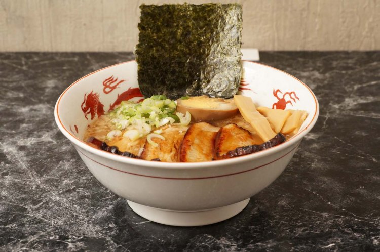 焼豚らーめん正油980円。