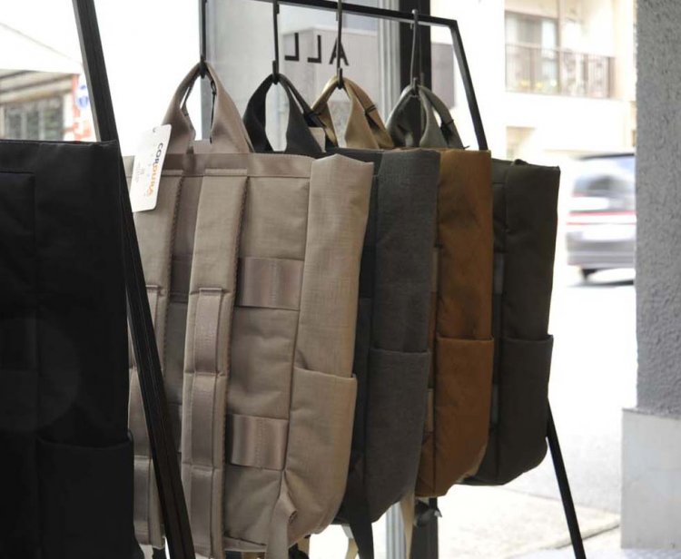 「MILESTO STLAKT」のMサイズバックパック1万6500円。