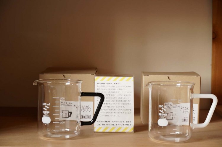 ビーカー取手付BK-7（500ml）各1870 円。