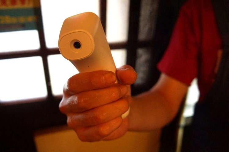 客全員に対する検温も実施されていた。