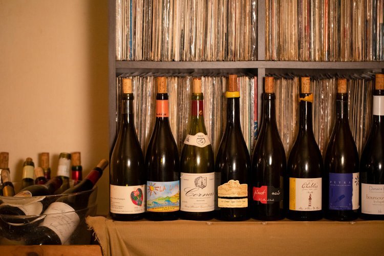 およそ3千枚、所有する。