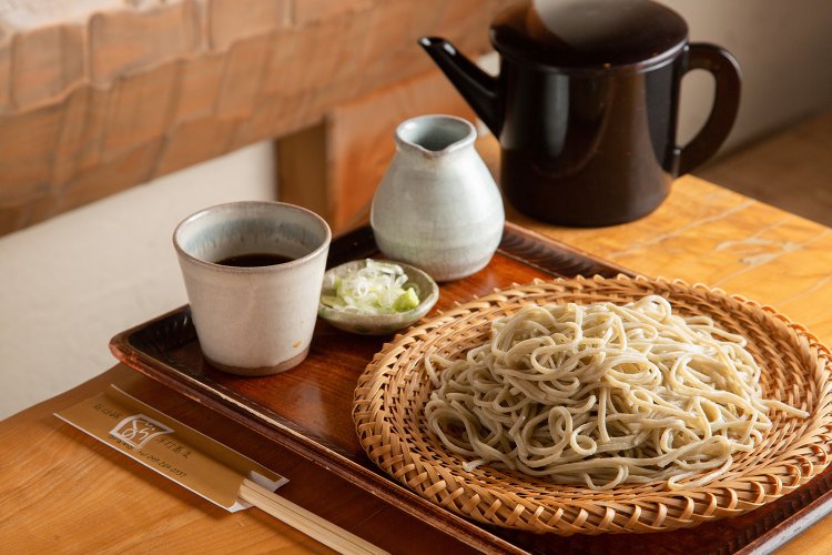 中太打の十割そば980円。