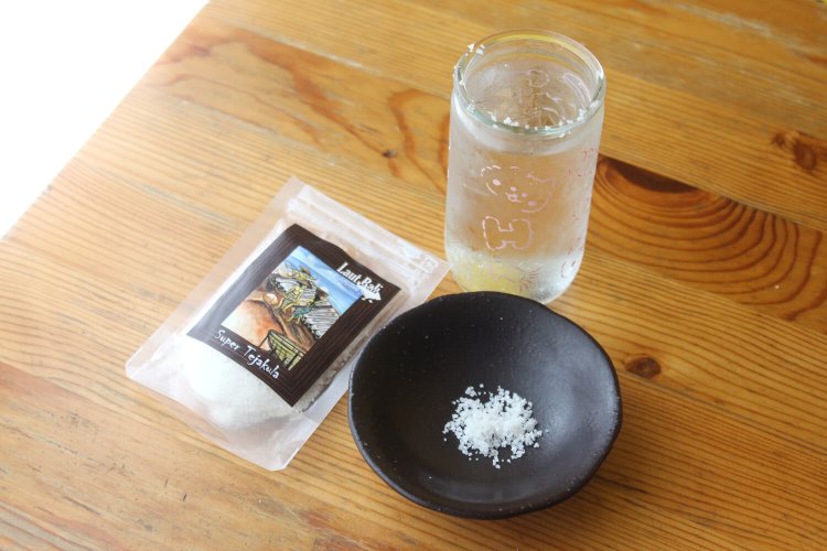 ラウト バリ(インドネシア バリ島)。山菜や鯖などちょっとクセのある食材と相性がいいのだそう。