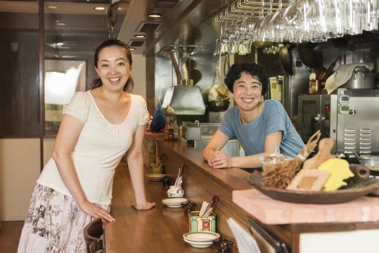 ゆきさん(左)とゆりさん。