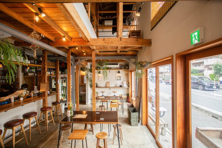 昭和40年代の古屋を改装。もとは八百屋の物件だった。
