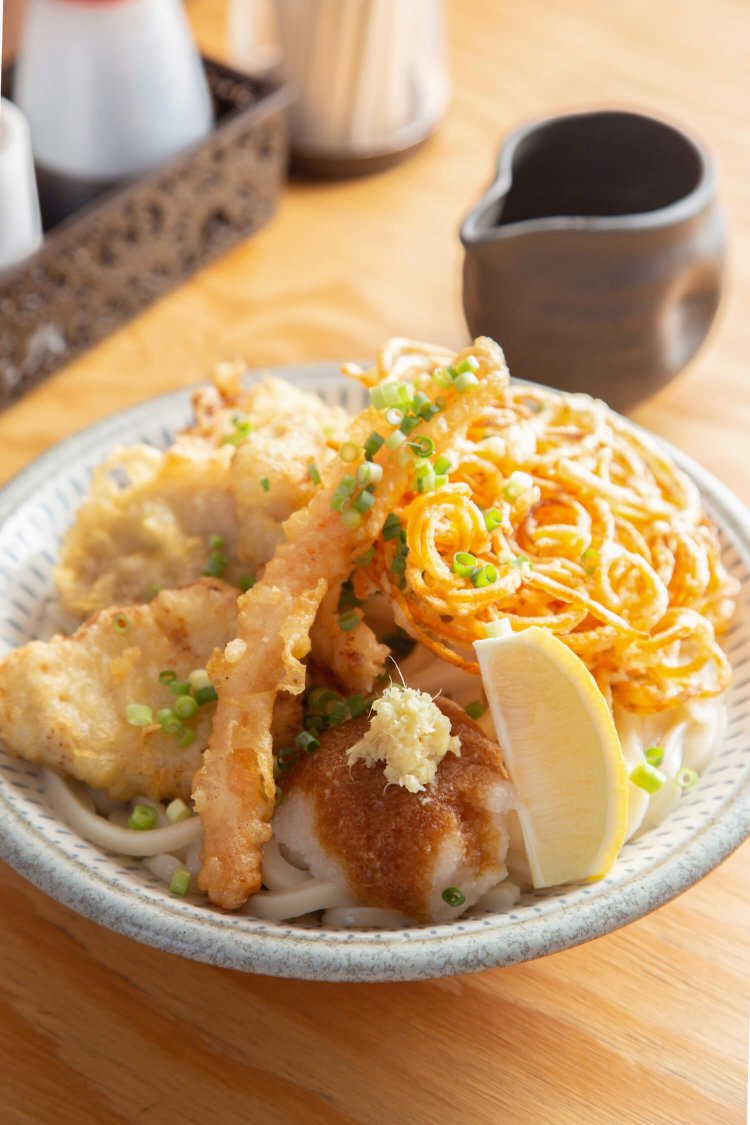 肉天ぶっかけ790円。大盛＋100 円。