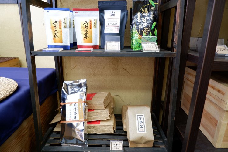 番茶コーナーはこれからどんどん拡大していく予定だ。