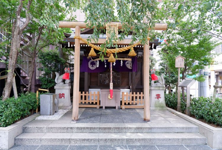 茶ノ木神社。