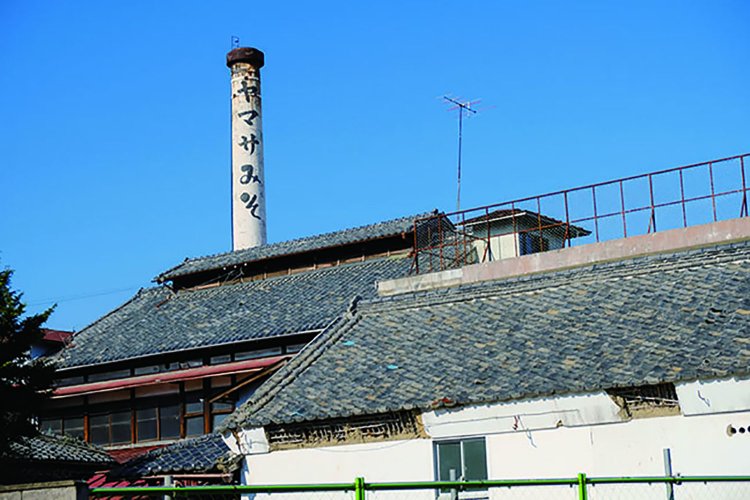 嘉右衛門町にある旧ヤマサみそ（ヤマサ醤油とは関係がない）の工場。工場の保存と活用が進められるようだ。