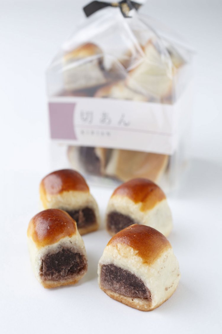 12個入り400円。賞味期限は製造日より2週間。