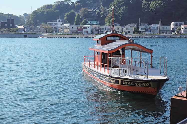 浦賀奉行所ができた頃に始まった浦賀の渡し。航路は浦賀海道で、水上の市道だとか。