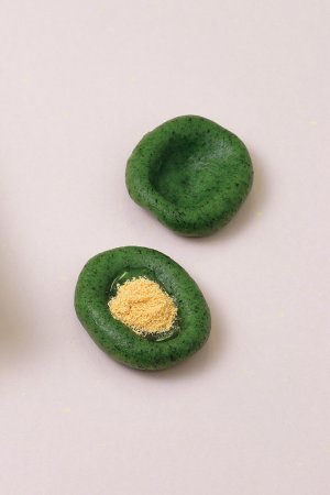 草もち志゛満ん草餅