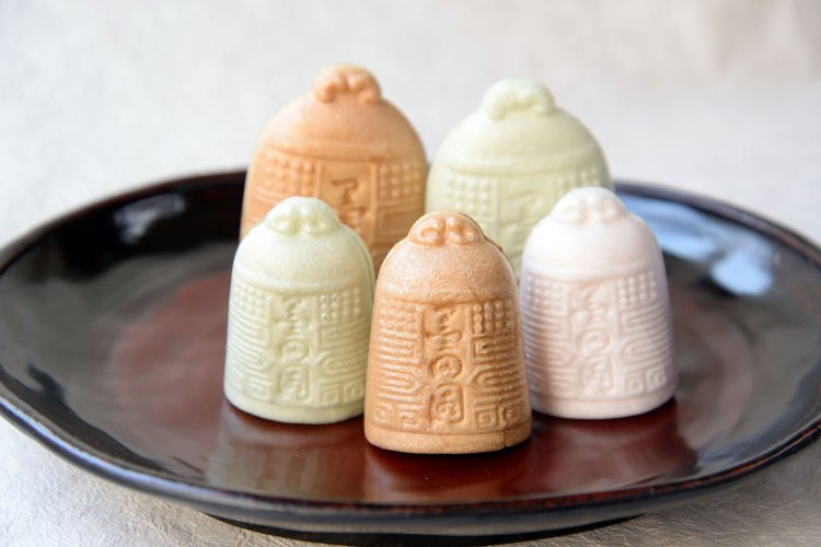 1個小129円、大206円。消費期限7日前後。