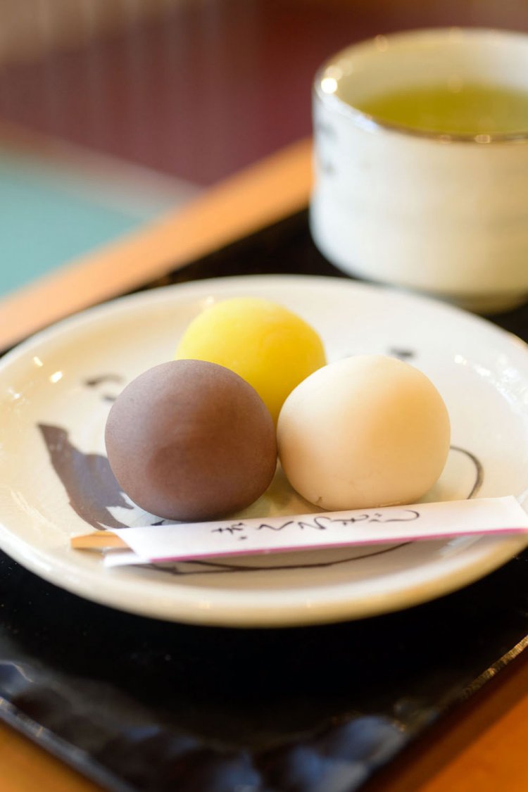 言問団子（ことといだんご）