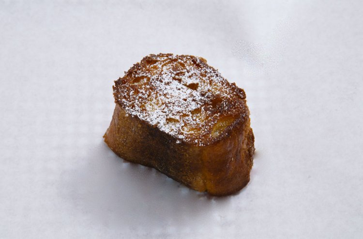 フレンチトースト150円。