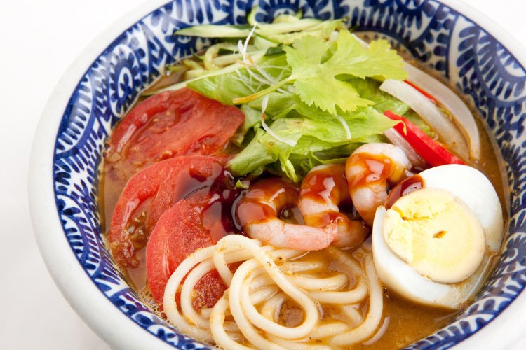 原材料はすべてマレーシア産というこだわり。アッサムラクサ1500円。