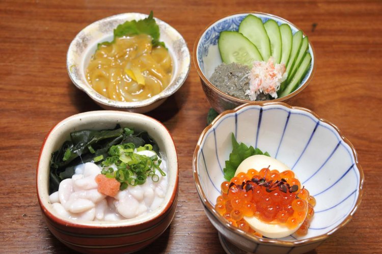 飲兵衛にはたまらない珍味が豊富で、創作珍味も登場する。