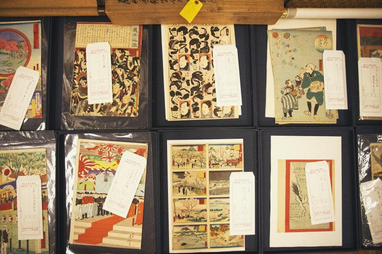 取材時は幕末～近現代のものを扱っていた。