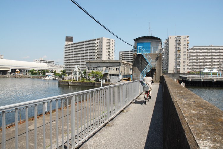 08_海老川水門 (2)