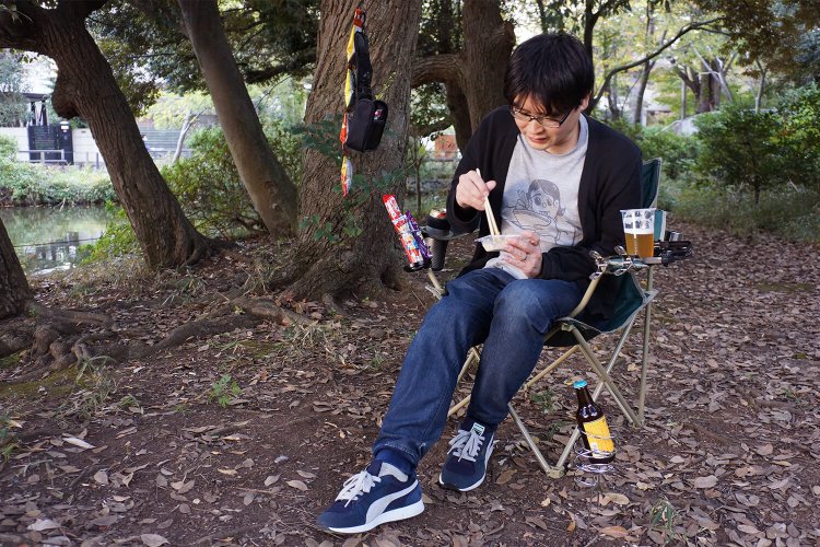 「いや〜、チェアリングがさらにはかどっちゃうな〜」