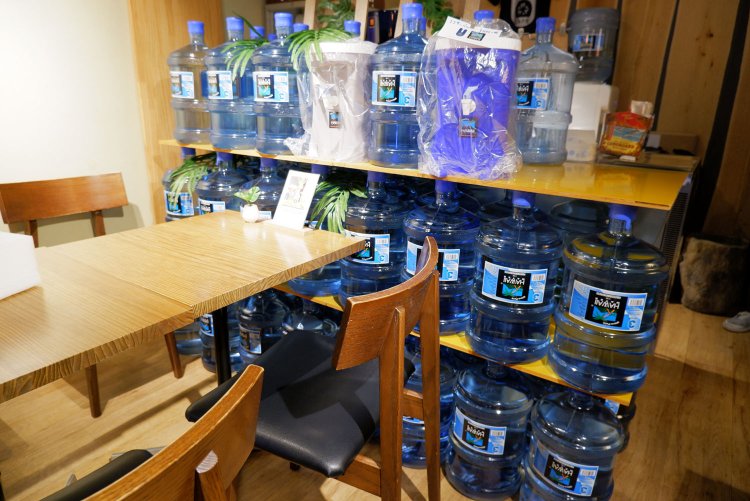 ハワイウォーターは販売もしている。