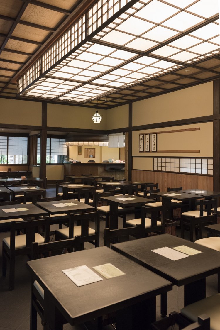 2014年10月に再開。