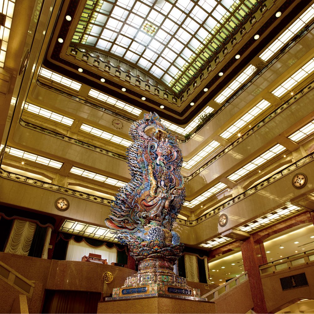 知っていますか？ 日本橋三越本店本館のホールにある「天女像」と、彫刻家・佐藤玄々のこと。