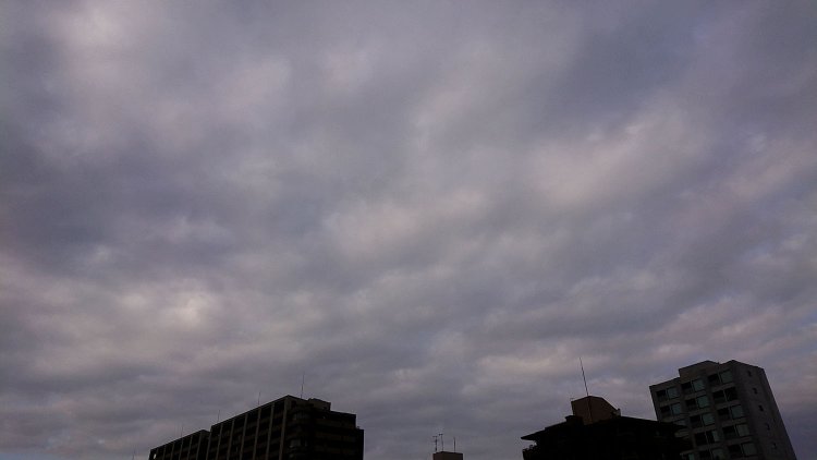 曇り空