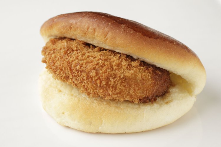 コロッケパン 183円。