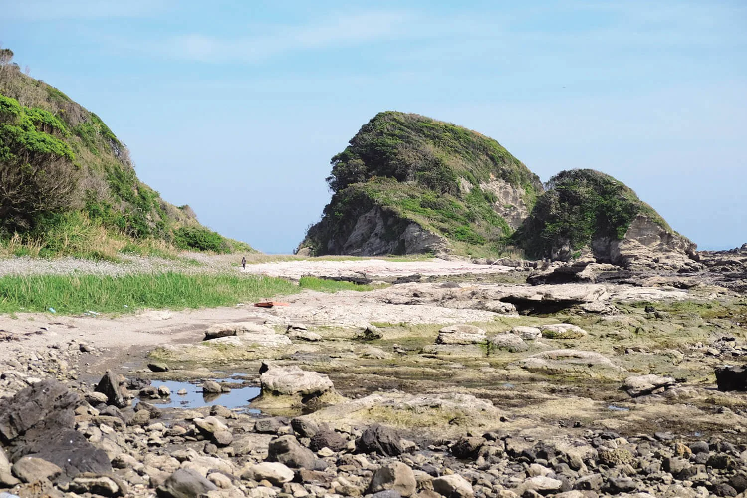 東京発日帰り旅 神奈川県 三浦市 潮風に吹かれて三浦半島最南端の海岸線を歩く さんたつ By 散歩の達人