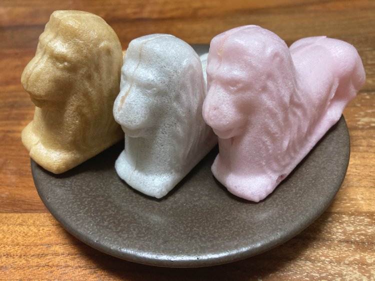 雷音最中。（日本橋三越内・菓匠花見／2020年）