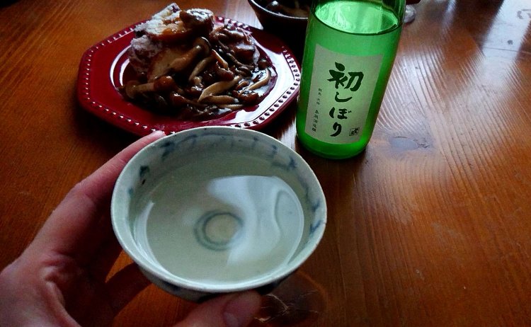 つまみと日本酒