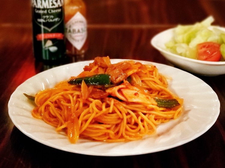 ナポリタンスパゲティ 900円。