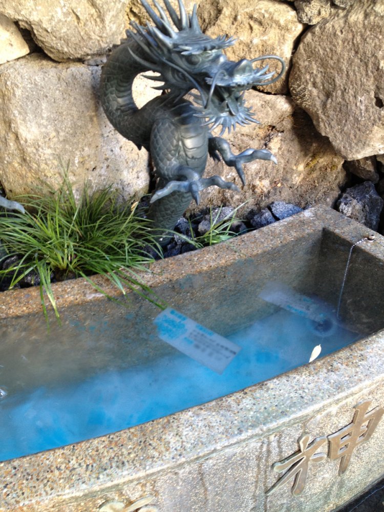 友人Ｋさんの願い札だけはいつまでも溶けなかった。（2012年）