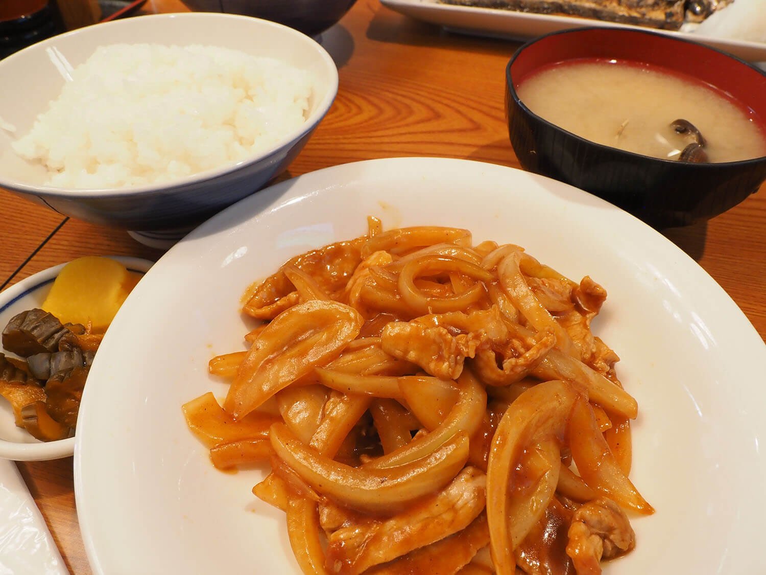 浅草水口食堂のいり豚定食