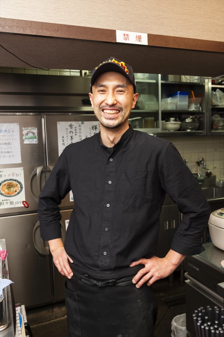 2015年に開業した中川さん。実は、現役で俳優業もこなしている多才な人だ。