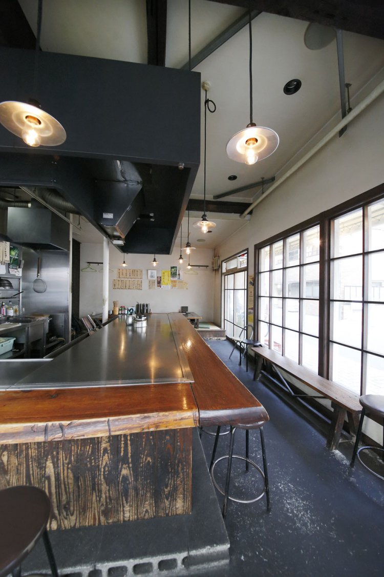 昭和香る店内。