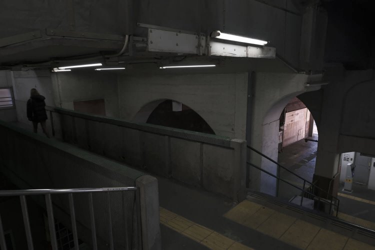 蟒・ｂ縺ｮ蝗ｽ驕馴ｧ・6FKJ1831