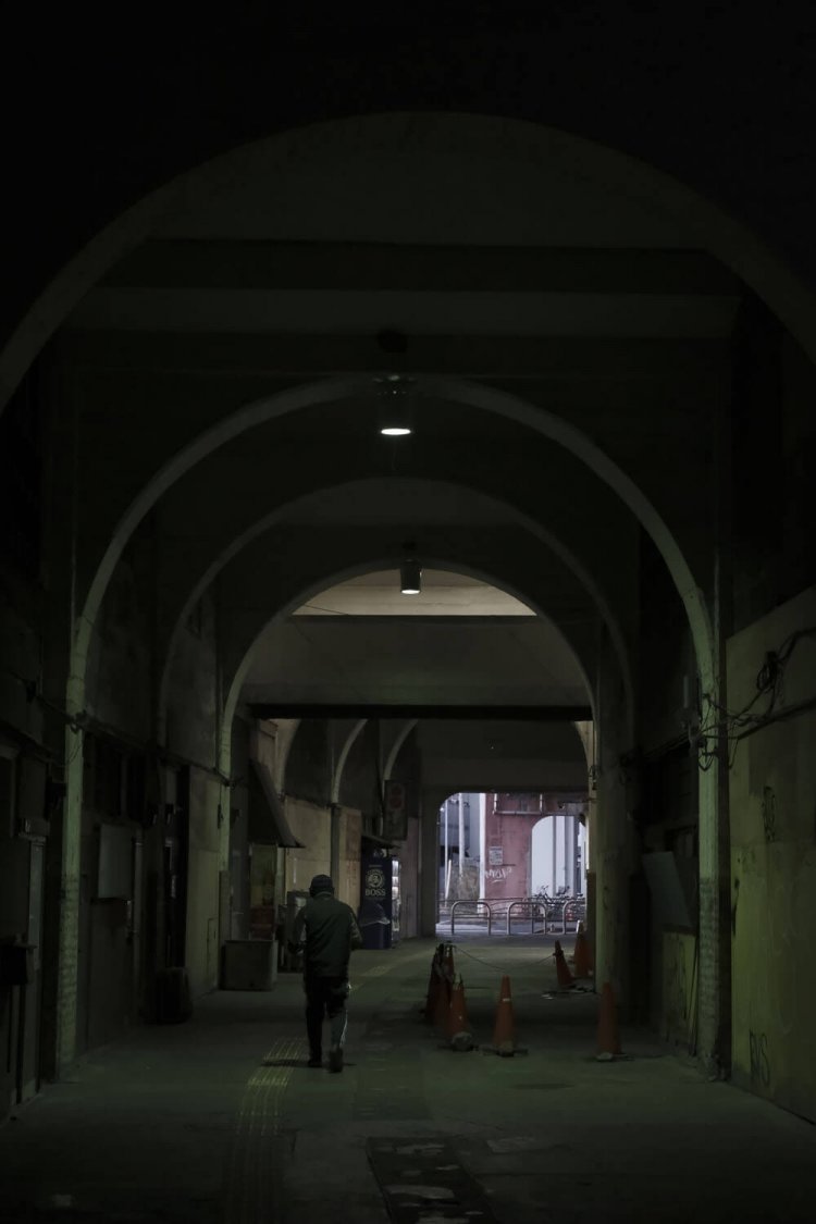 蟒・ｂ縺ｮ蝗ｽ驕馴ｧ・6FKJ1900