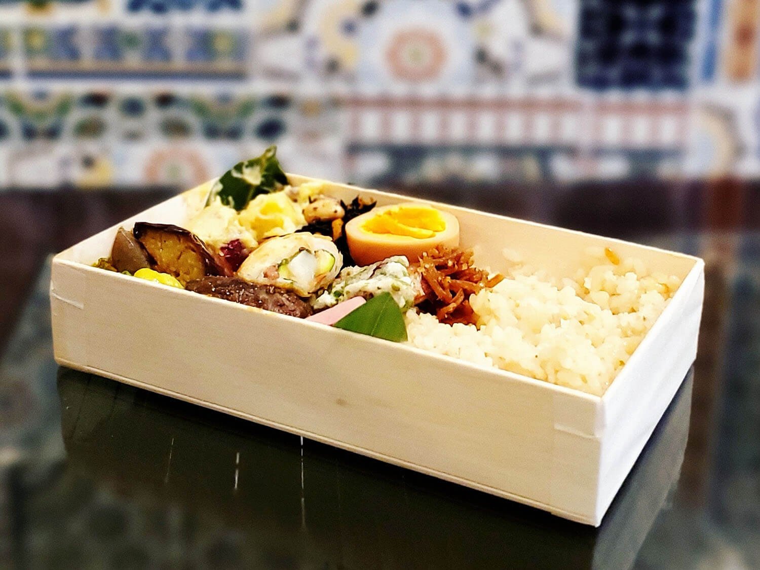 リトルシェフのおまかせ弁当 1600円(税別)。