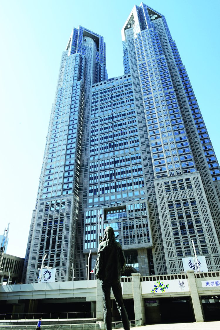 東京都庁の45階に無料展望室がある。