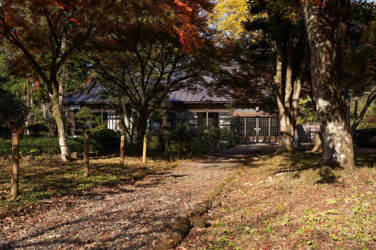 芭蕉公園では芭蕉が8泊した旧浄法寺邸を復元。