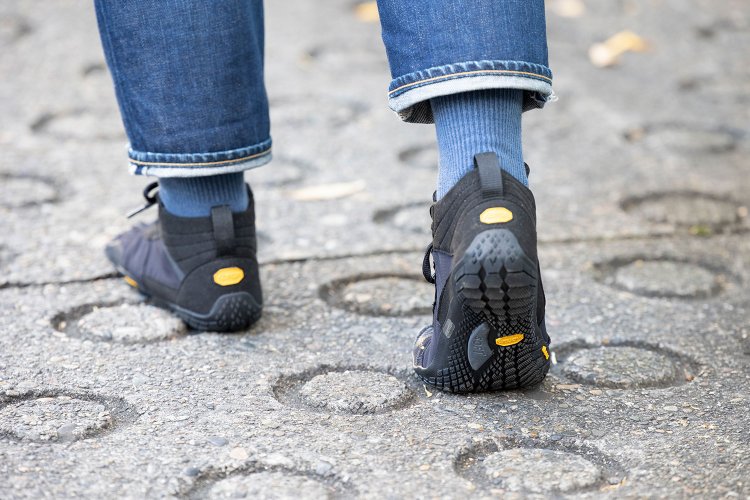 Barefootinc Japan Vibram FiveFingers V-TREK (4)