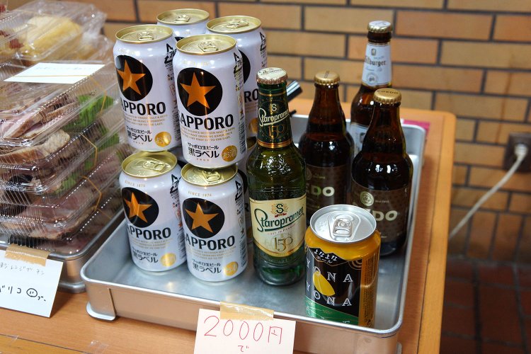 選べるのは「黒ラベル」に海外ビールに、「よなよなエール」や「コエドビール」まで!?