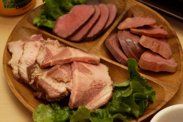 肉類もこれでもか！