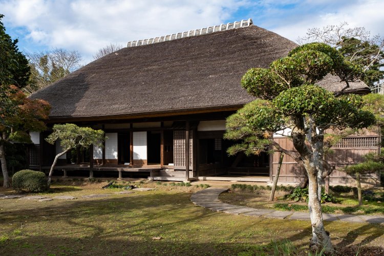 資料館奥の伊藤左千夫生家。20歳ごろまでここで暮らした。
