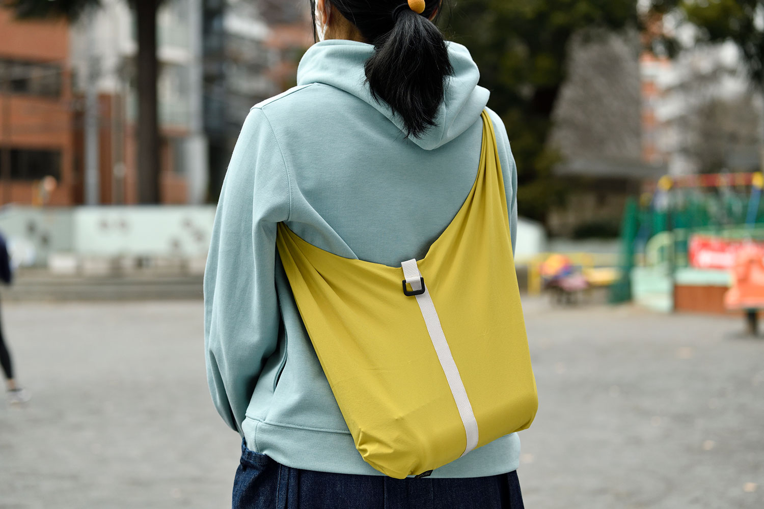 散歩のお供にしたい実力派バッグはこれだ！ トートバッグ型や
