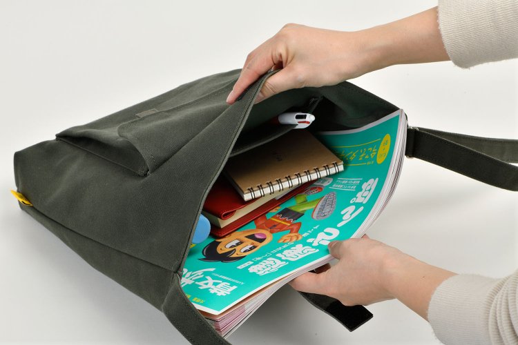 バンナイズ　お散歩バッグ A4　技ありポイント