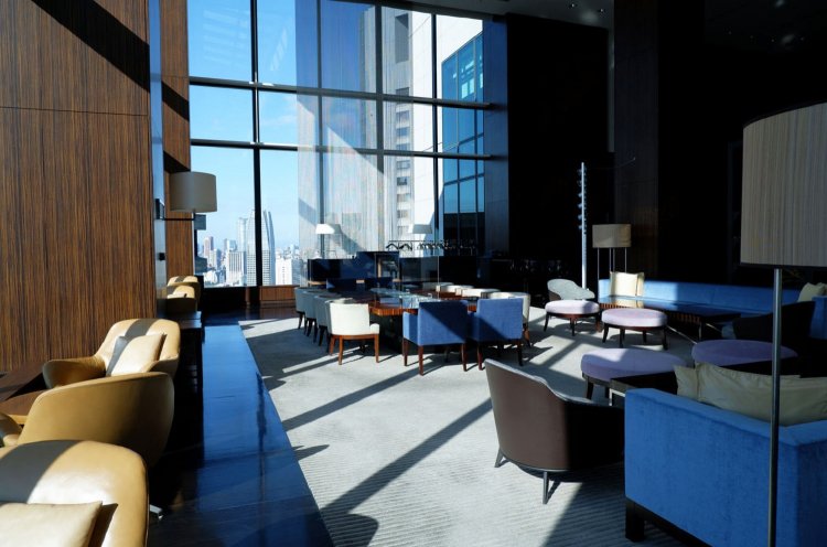 バー＆ラウンジ トゥエンティエイト