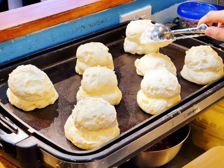 パーラービネフルのパンケーキづくり